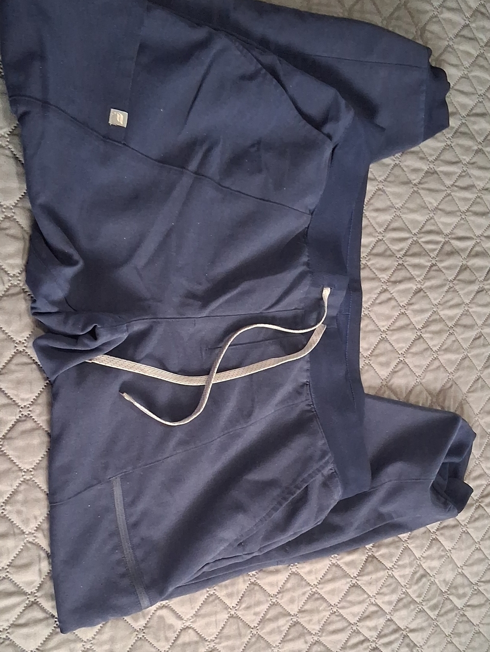 NEW Fabletics Scrub Set - Picture 7 of 9